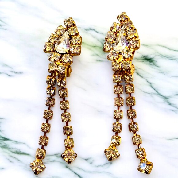 Vintage Earrings Gold-tone Crystal Rhinestones Dangle Drop Prong Set Clip-On - Picture 2 of 11